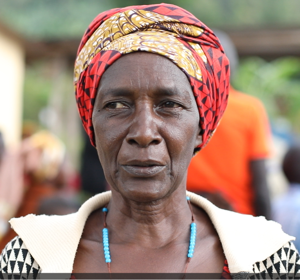 Uwimana Domithile avuga ko imiyoboro bubatse ibafasha kunoza isuku n'isukura